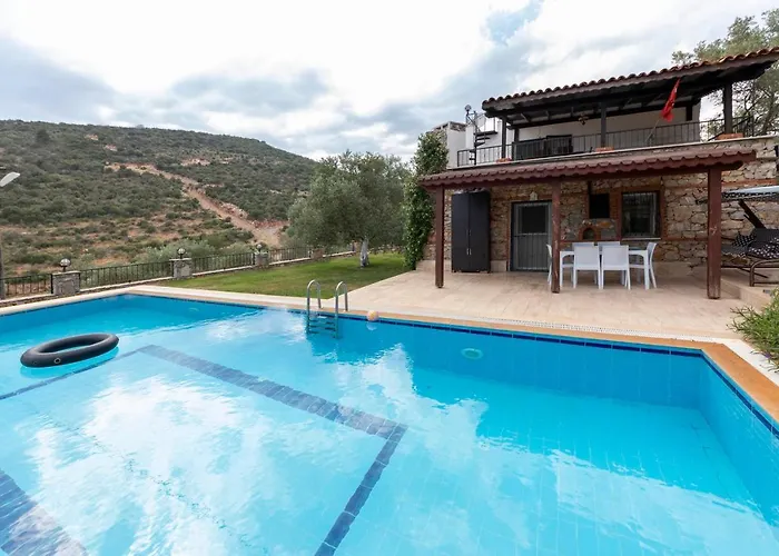 Splendid Villa Surrounded By Nature Near Milas-Bodrum Airport képek