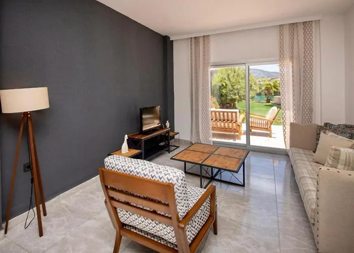 Gorgeous House With Shared Pool Surrounded By Nature In Bodrum 오르타켄트 사진