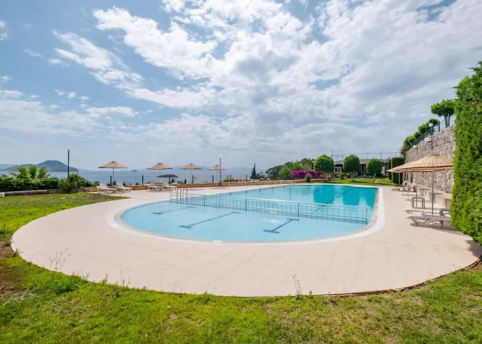 Flat With Sea View And Shared Pool In Bodrum Turgutreis foto