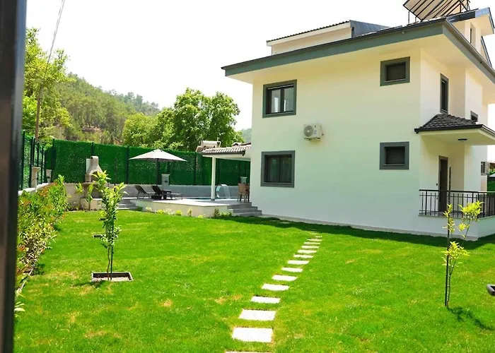 Villa Askin Inlice Foto